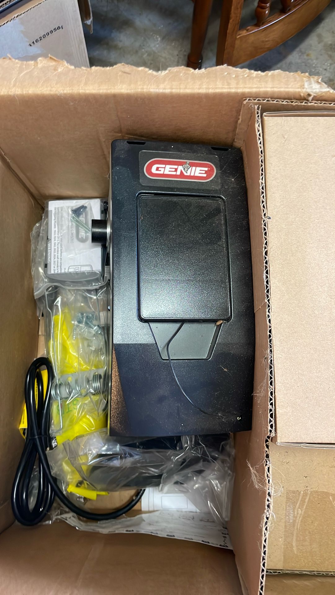 Genie 6072H-O wall mount garage door opener