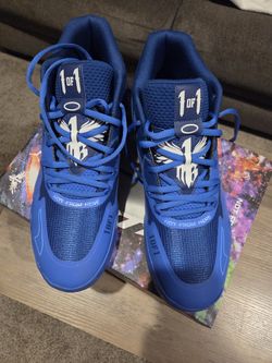 Melo Ball Sneakers