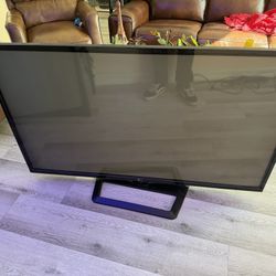 60” Plasma Tv. LG Works Great.  