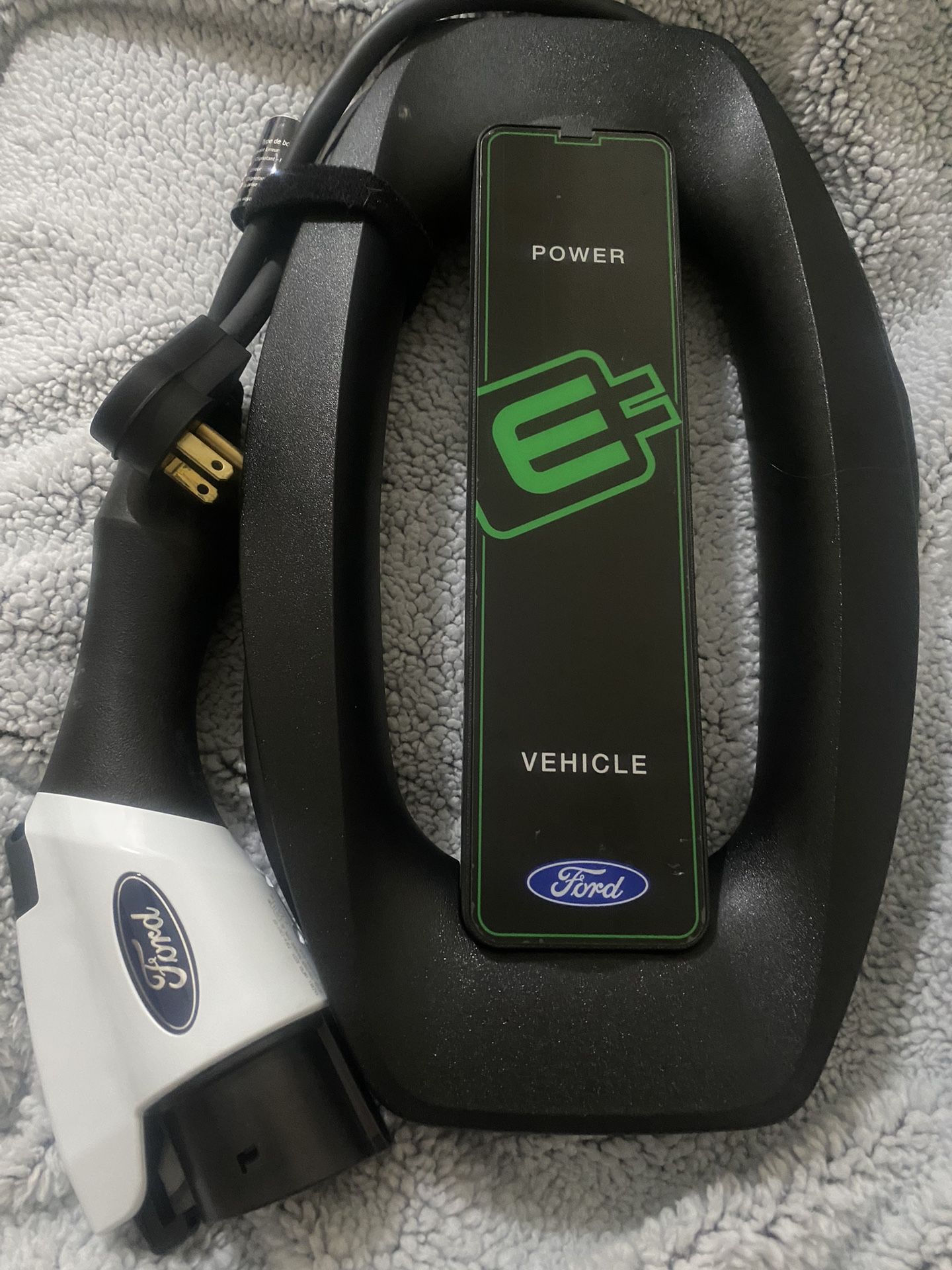 Ford CMax Energi Fusion Electric Car battery Charger EV Charging