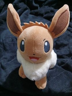 Pokémon Eevee Plush 