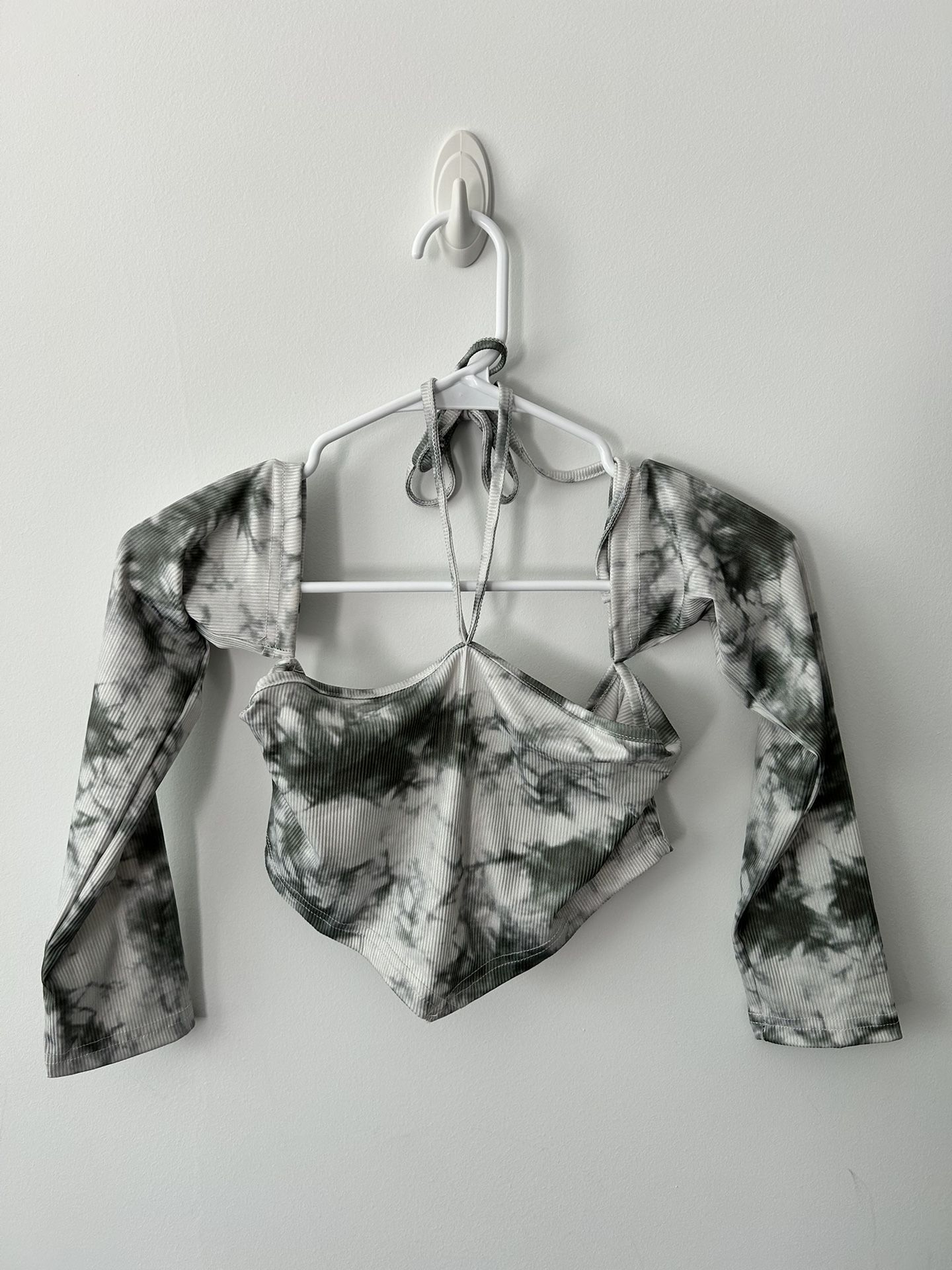 SHEIN Tie Dye Hanky Hem Halter Crop Top