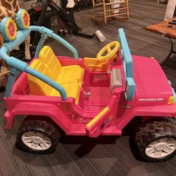 Power wheels Barbie Jeep