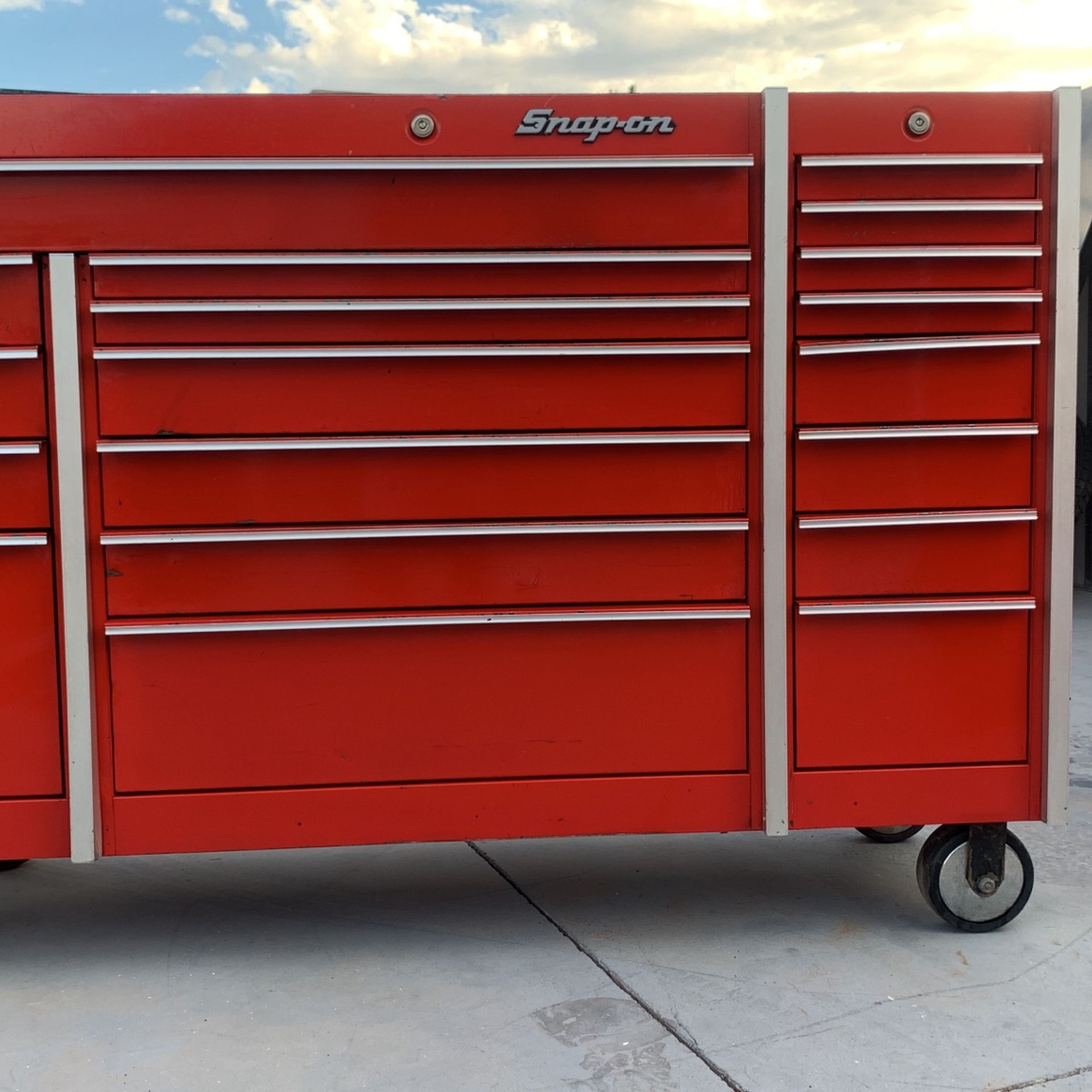 Snap On KR-663 19 Drawer Toolbox for Sale in Phoenix, AZ - OfferUp