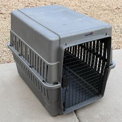 Travel-Aire Medium Grey Hard Shell Animal Dog Carrier (LxWxH): 28” x 21” x 22”