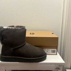 Uggs Mini Bailey Bow II