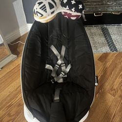 New Open Box Mamaroo
