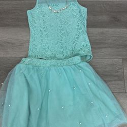 girls size 12 shimmer tulle skirt with pearl details and lace bodysuit with pearls necklace like new