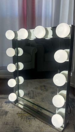 Vanity mirror