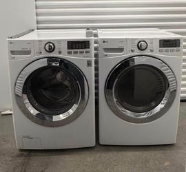 LG WASHER AND DRYER