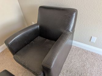 Leather chair and ottoman
