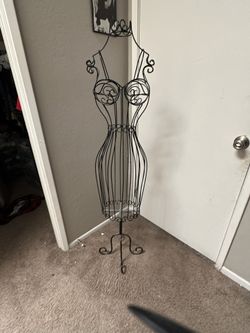 Medal Iron Jewelry Holder
