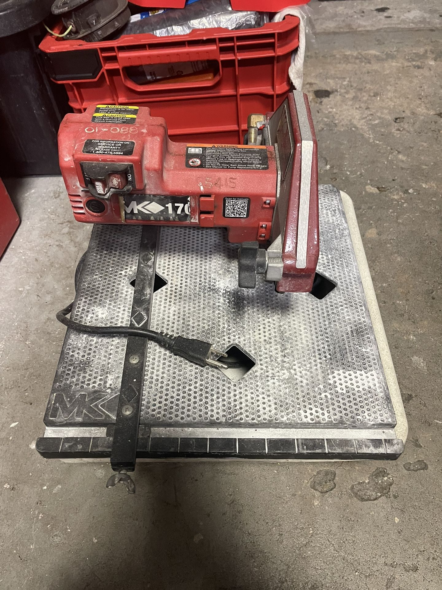 MK176 Tile Saw