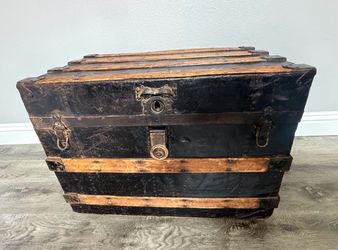 Wichita Antique Chest With Memorabilia
