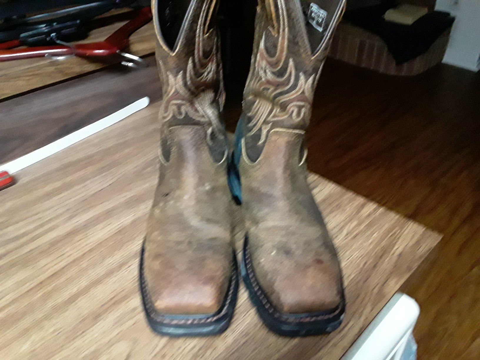 Justin's work Boots for Men a size 12