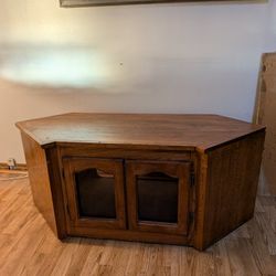 Corner TV Stand