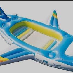 Airplane Floating Island