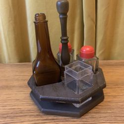 Vintage salt and pepper caddy