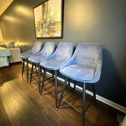 Set Of 4 counter Height Chairs