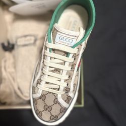 Authentic Gucci Tennis Shoes – Like New – $300 (With Box)