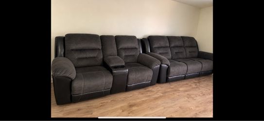 Reclining Sofa & loveseat set cup holders