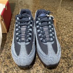 Nike Air Max 95 - Levi’s Obsidian