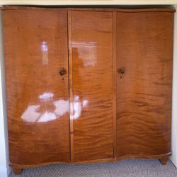 Armoire Or Closet - Great Condition - Beautiful 