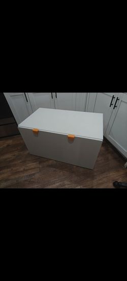 IKEA SMÅSTAD Toy Storage Bench – White