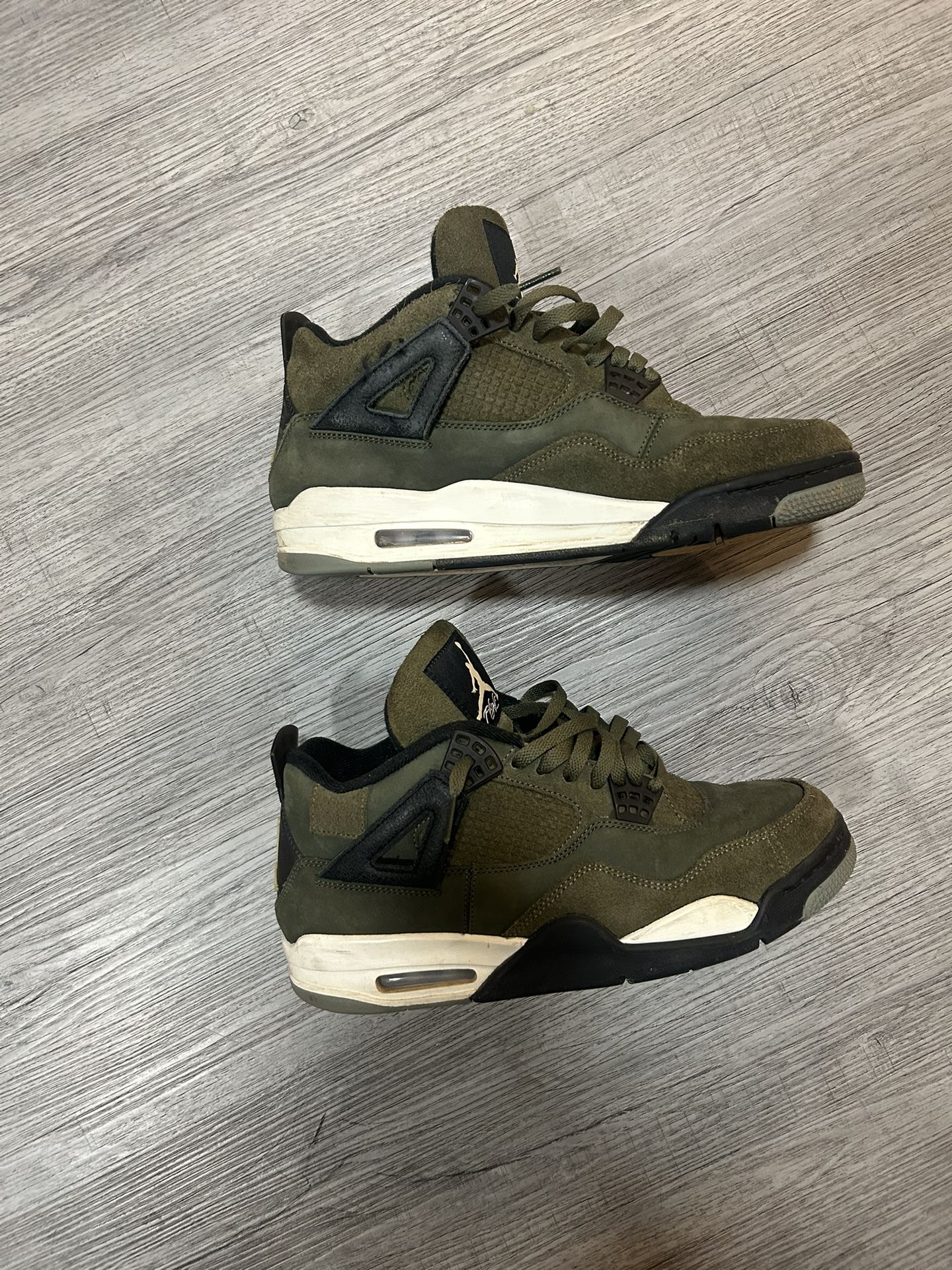 Jordan 4 Retro SE