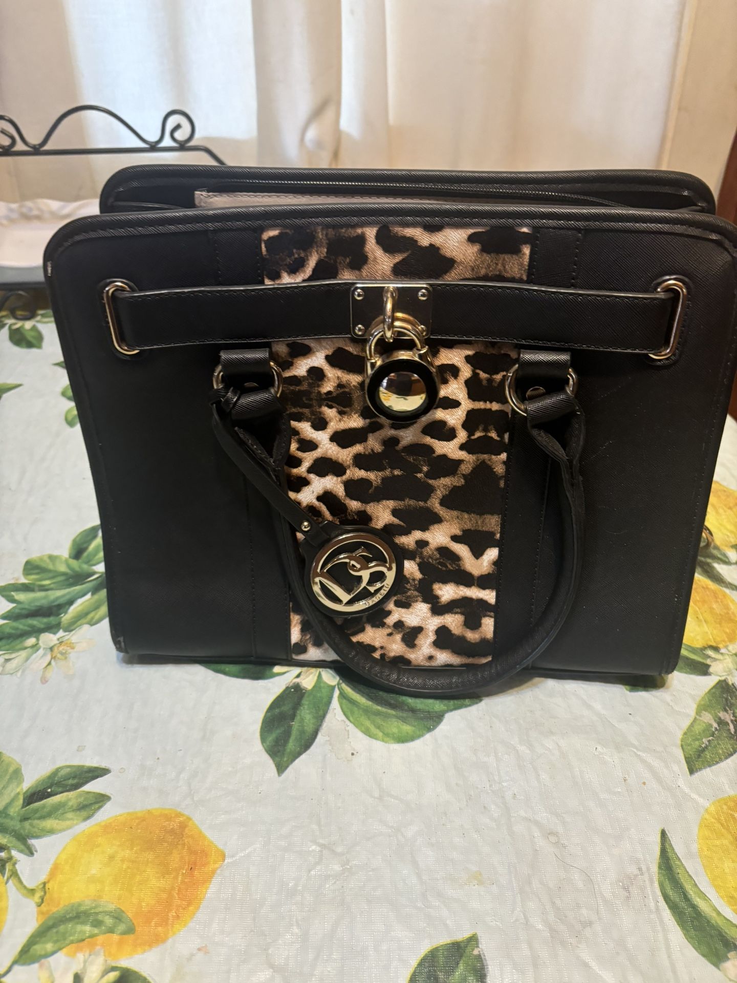 Dasein purse leopard print