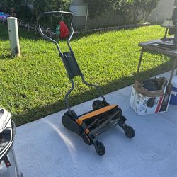 Fiskars Mower