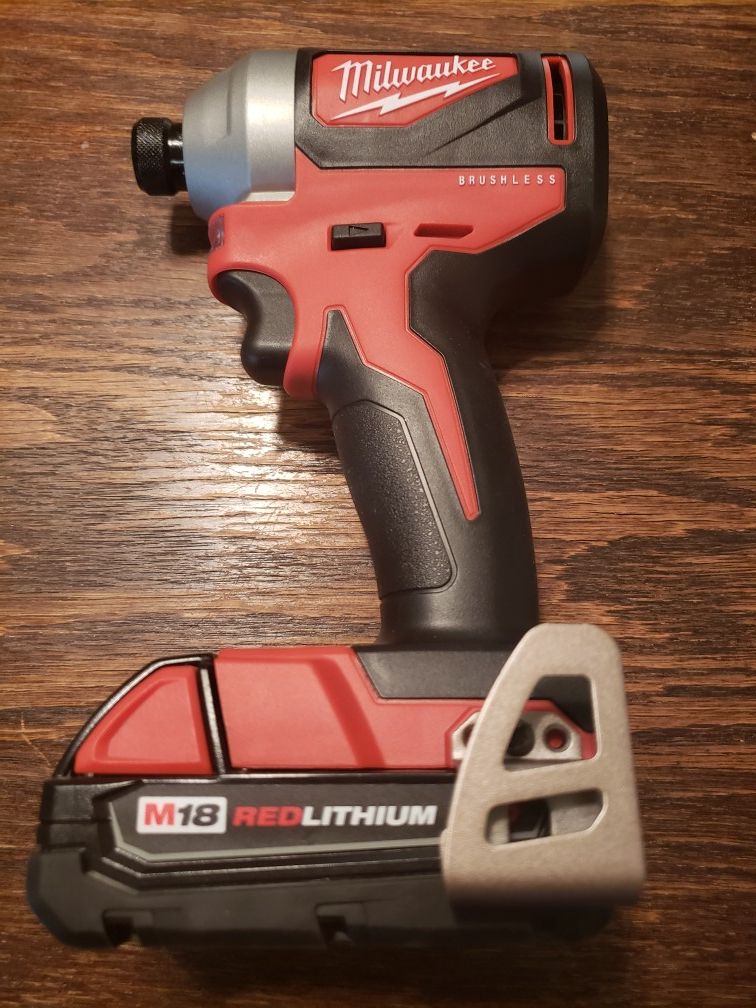 M18 18-Volt Lithium-Ion Brushless Cordless 1/4 in. Impact Driver With 2.0 Battery