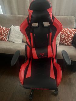 Vitesse gaming chair