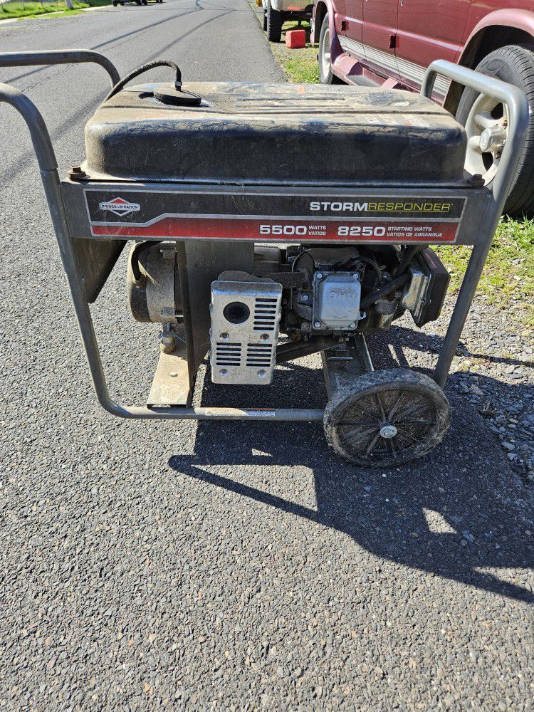 Gas Generator Runs Good Has A New Carburetor As IS NO WARRANTY CASH ONLY  FOR  SALE  $459.00 PRICE IS FIRM 