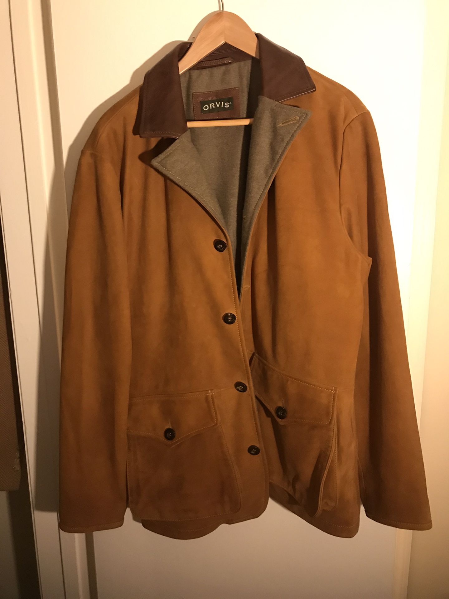 ORVIS Goatskin Leather Jacket Large for Sale in Boynton Beach