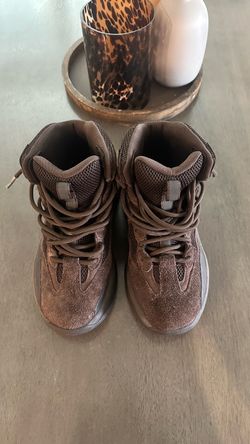 yezzy boots