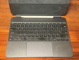 Apple Pencil Pro & 13" iPad Pro Magic Keyboard (M4) – Bundle or Separate