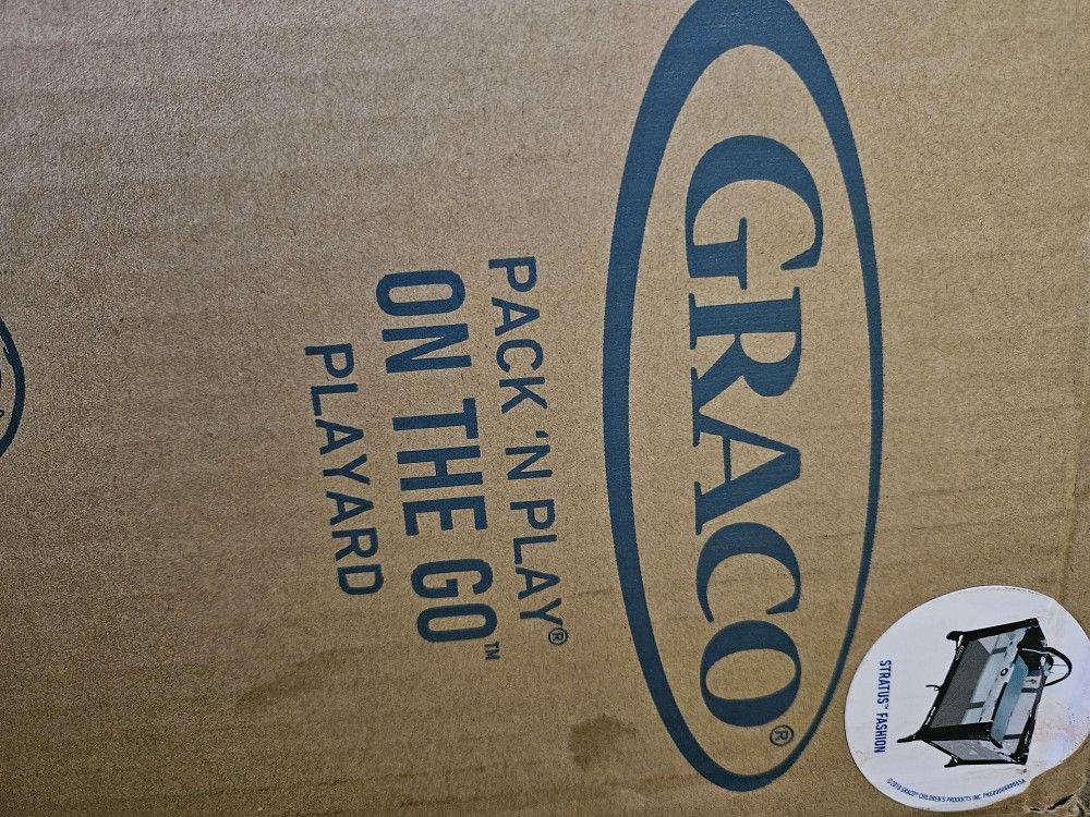 Graco On The Go Zip Pack ‘n Playard