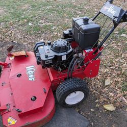 EXMARK VIKING 48IN COMMERICAL MOWER
