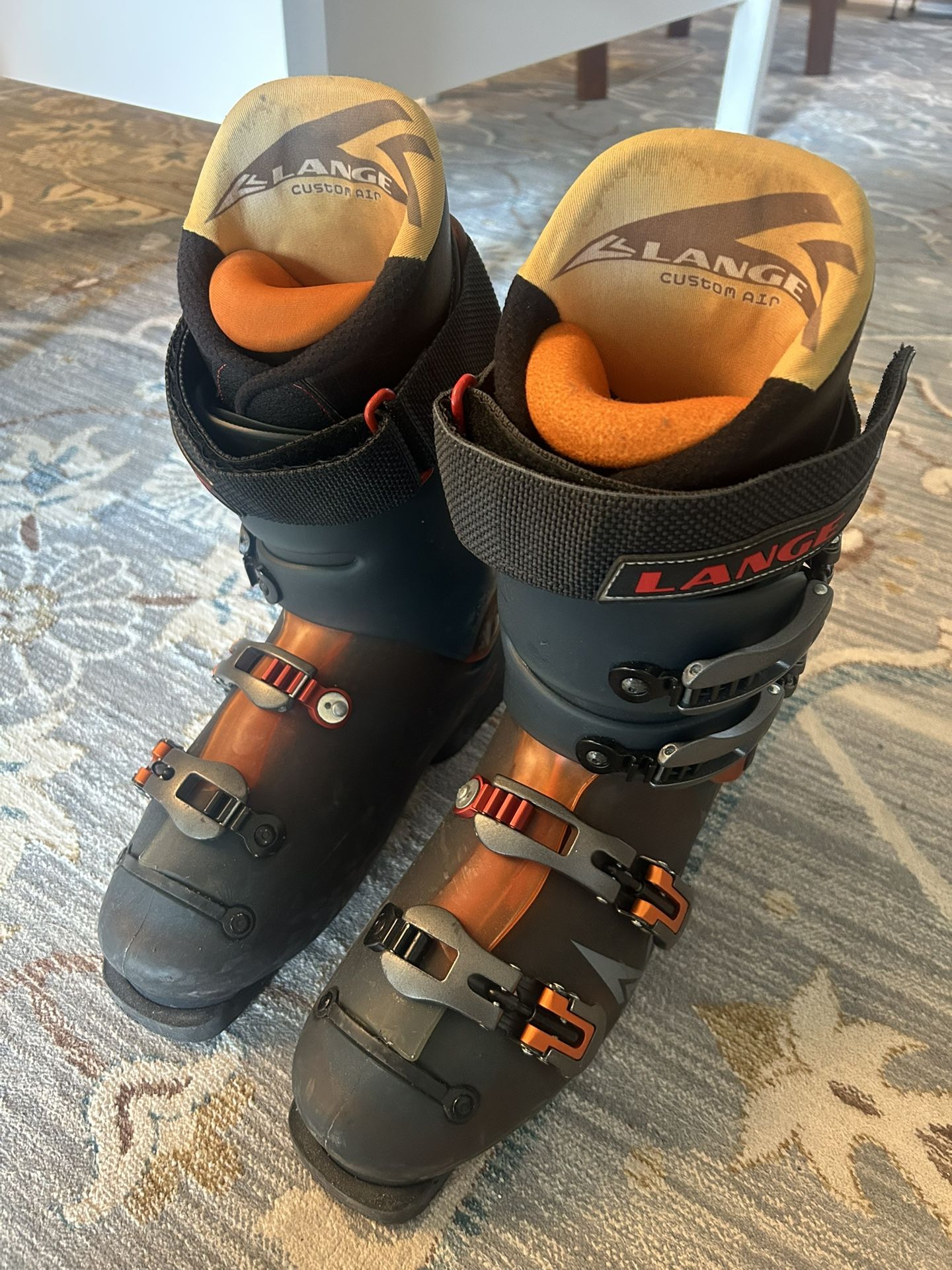 Lange Comp 120 FR Ski Boots