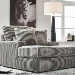 Custom Order Ashley Furniture $50 down