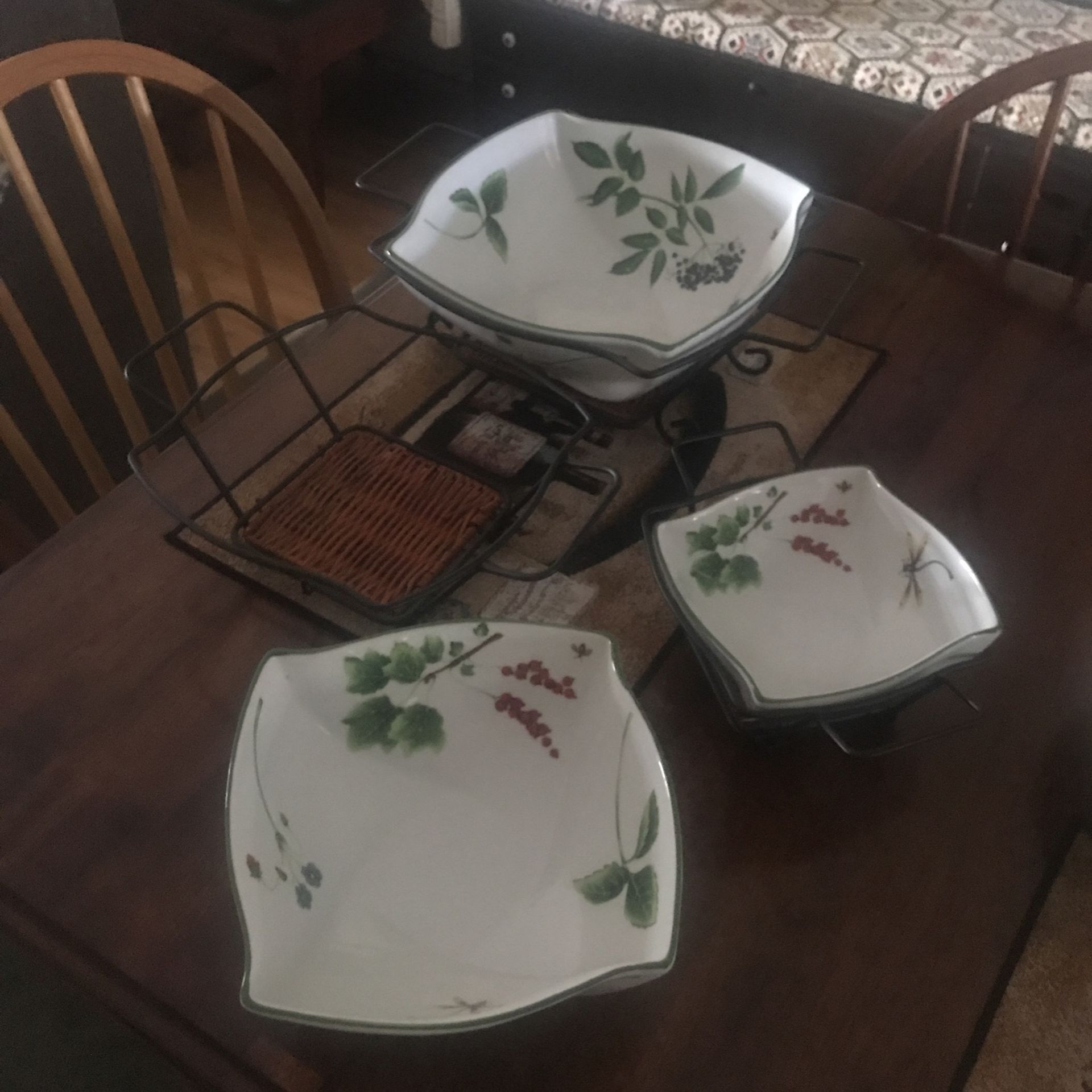 Temptation Serving Dishes