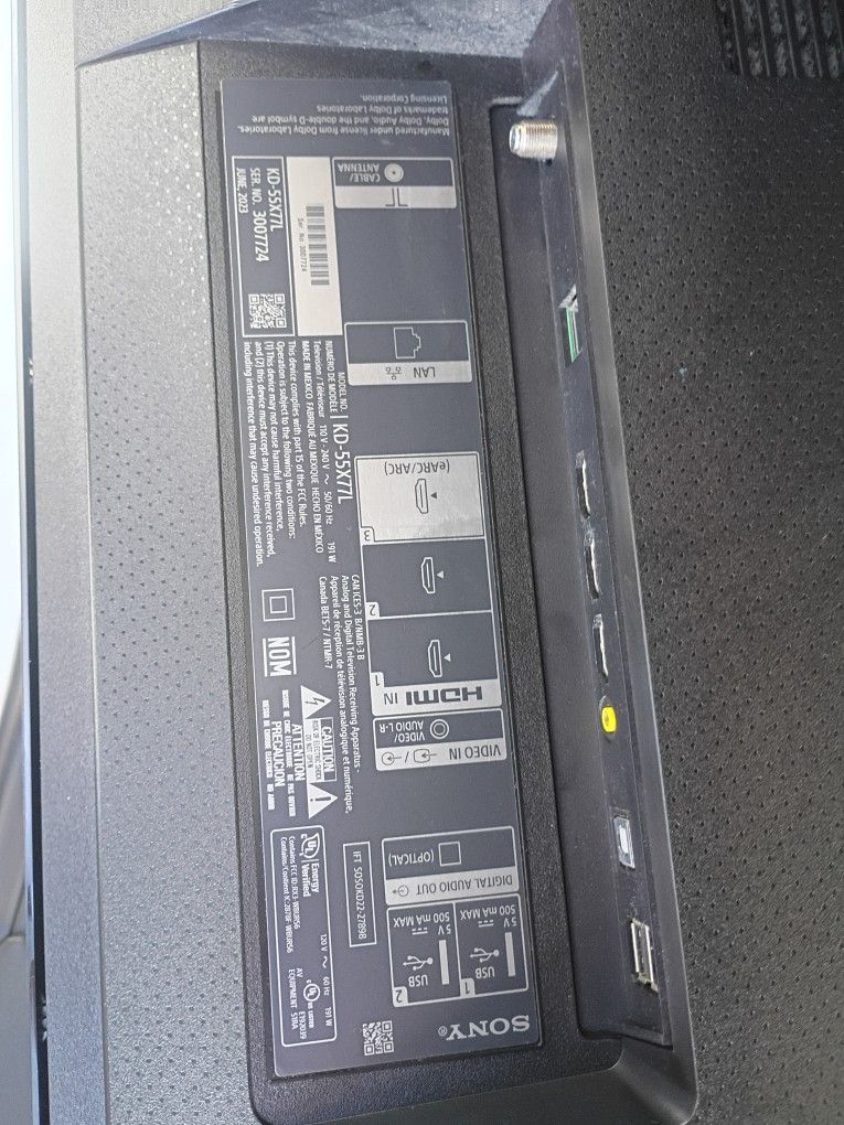 55" Sony It's In Very Good Condition Remote Included