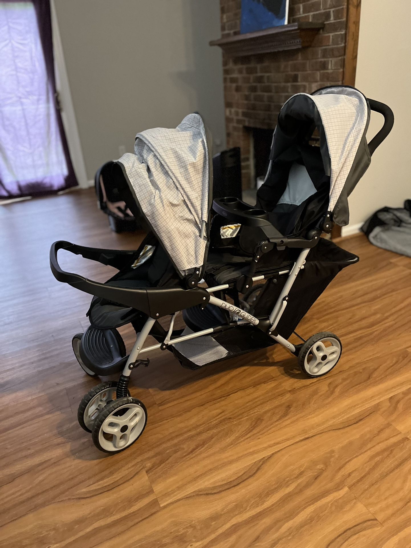 Graco DuoGlider Double Stroller | Lightweight Double Stroller with Tandem Seating, Glacier