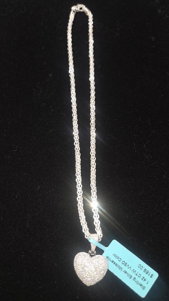 18" Sterling Silver With Moissanite Heart Pendant
