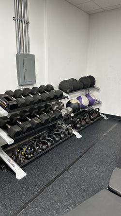Body Solid Dumbbell / Kettlebell / Medicine Ball Storage Rack