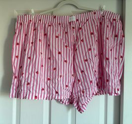 Old Navy Strawberry sleep shorts 3X