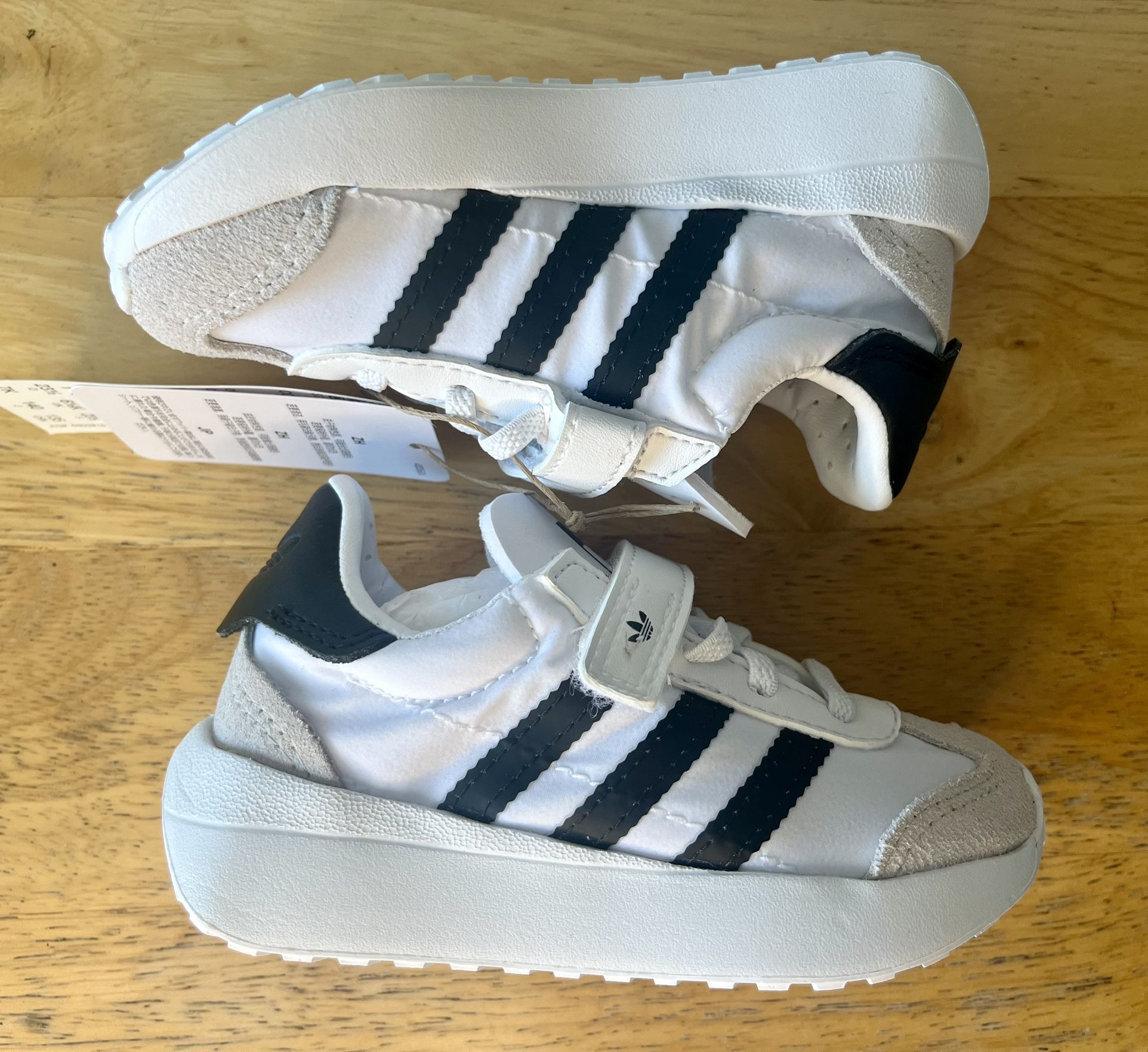 Adidas Kids White and Black Sneakers. Kids size 10C