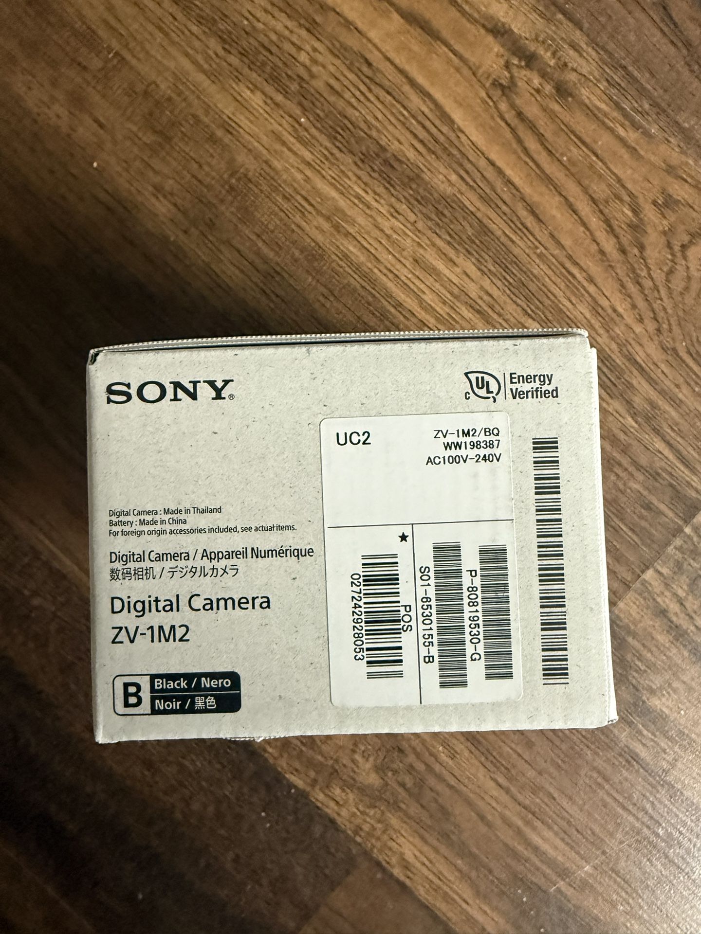 Sony - ZV1 || 20.1-Megapixel Digital Camera for Content Creators and Vloggers