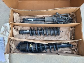 GMC Chevy 2019 Canyon Colorado OEM Shock struts Set
